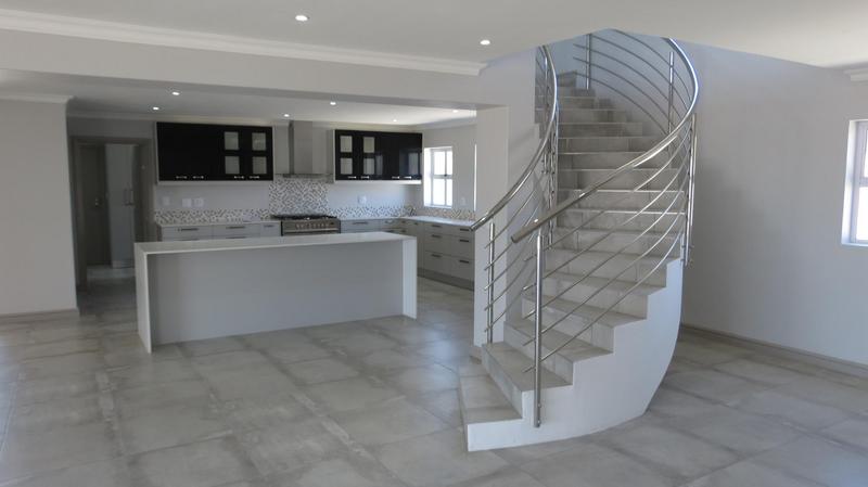 4 Bedroom Property for Sale in Myburgh Park Western Cape